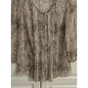 Talbots Womens Blouse Top Size 6 Snake Print Pleated Button Front‎ Sheer